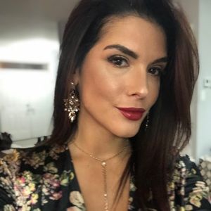 Meet your Posher, Thelma